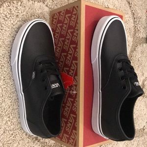 Black leather vans womens size 7.5 new with tag